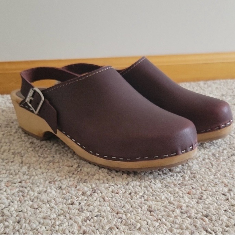 MIA Women's Burgundy Leather Clogs 8.5